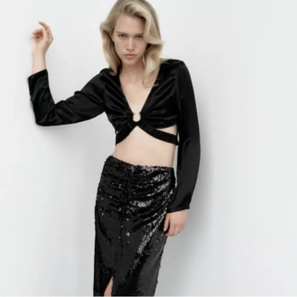 Zara Cut Out Satin Effect Crop Top Black Silky Sexy Night Long Sleeve Small
